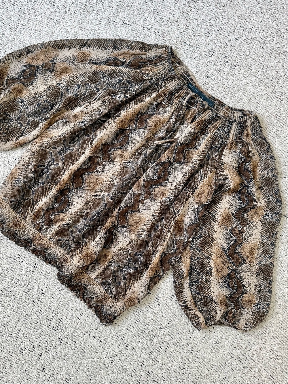 Zara Snake Print Puff Sleeve Blouse in Brown and Black Size M Boho
